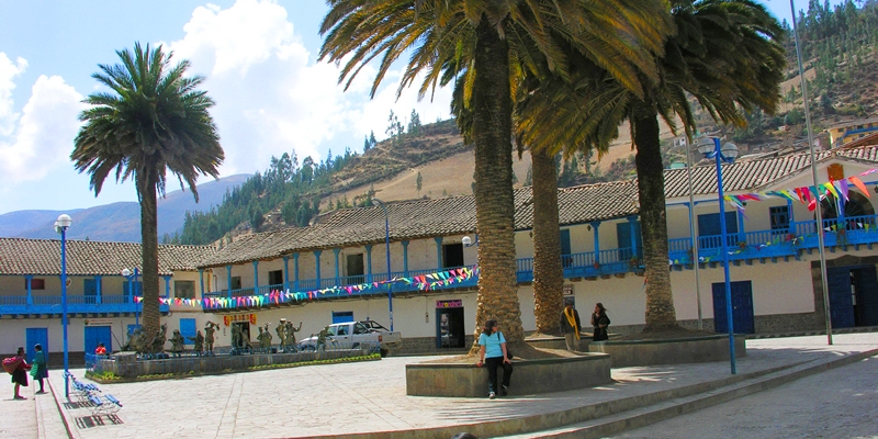 Plaza de armas - Paucartambo